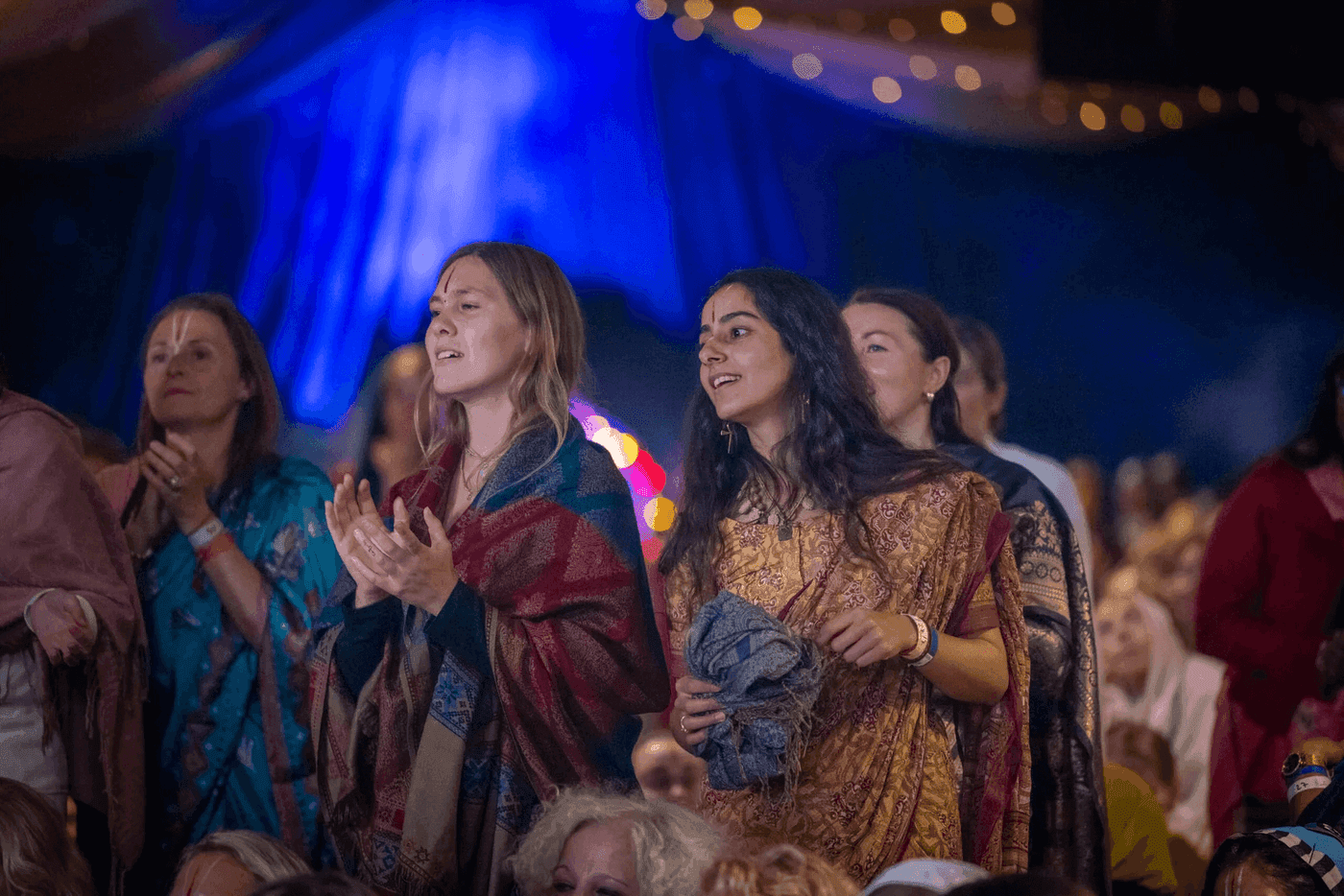 Devotee receiving a blessing from Paramahamsa Vishwananda