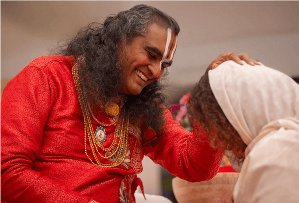 Darshan gathering image 5