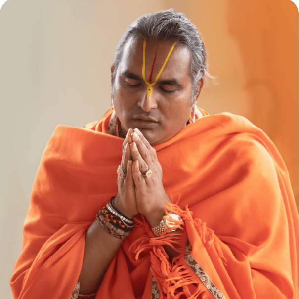 Paramahamsa Vishwananda in prayer